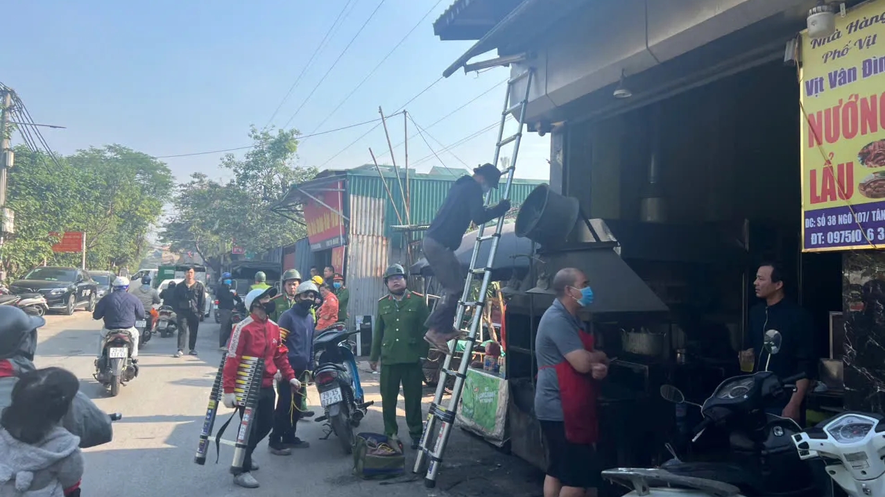 Duy trì xử lý vi phạm trật tự đô thị, vệ sinh môi trường tuyến phố trọng điểm