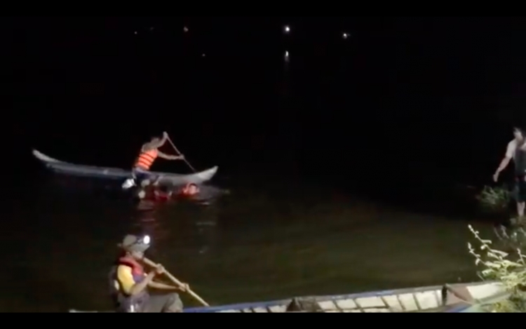 Lật thuyền giữa lòng hồ thủy điện, 3 người tử vong
