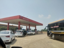 Nam thanh niên cướp xe ô tô bỏ trốn và đánh CSGT khi yêu cầu về khu cách ly