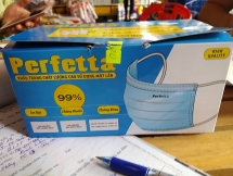 Phát hiện cơ sở lợi dụng dịch Covid-19 để bán khẩu trang cao gấp 8 lần