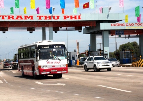 tam dung thu phi cao toc tp hcm trung luong tu 11