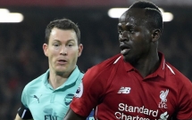 sterling quyet ha liverpool dua vo dich ngoai hang anh