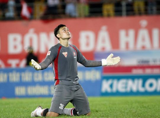 Thủ môn Đặng Văn Lâm sẽ đến Thái Lan thi đấu?