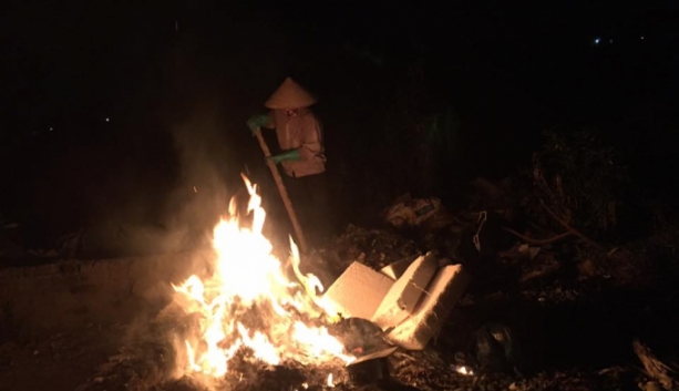 can xu ly nghiem tinh trang dot rac bua bai