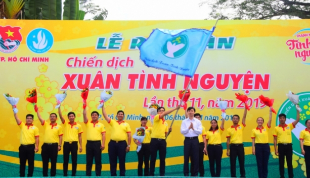 sinh vien tp ho chi minh chinh thuc bat dau xuan tinh nguyen 2019