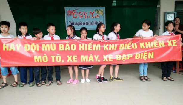 ha noi day manh tuyen truyen giao duc an toan giao thong cho phu huynh hoc sinh