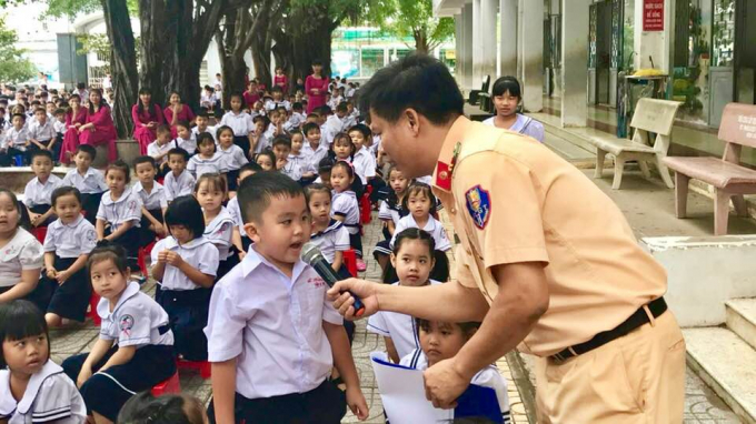 ha noi day manh tuyen truyen giao duc an toan giao thong cho phu huynh hoc sinh