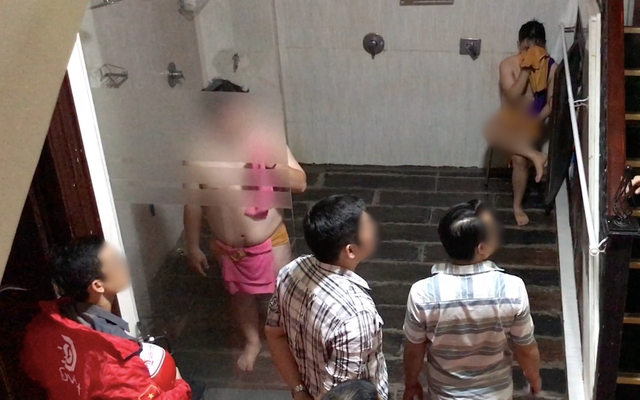 Phá “động” mại dâm đồng tính ở trung tâm thành phố