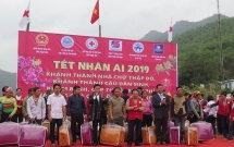 tet som cung tinh nguoi ve voi ba con vung nui xu thanh