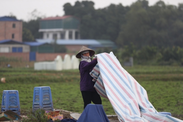 Dân tháo dỡ lán trại, lều bạt, đồng ý trở về nhà.