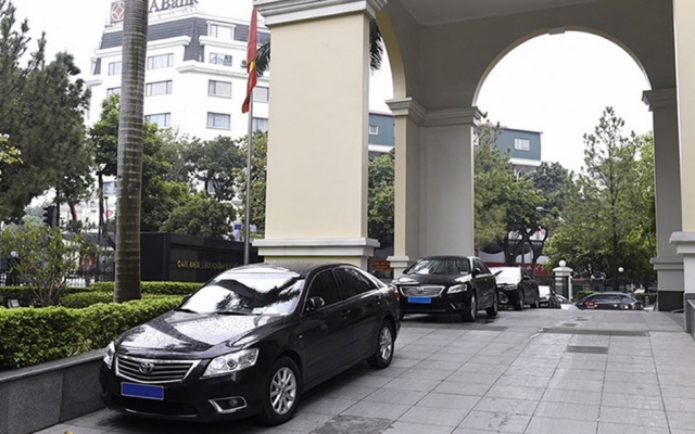 Bộ trưởng, Bí thư Tỉnh ủy được dùng xe ôtô công giá tối đa 1,1 tỷ đồng