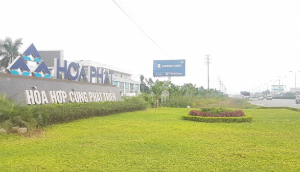 gia co phieu hoa phat giam sau cong ty con trai ong tran dinh long van muon rot tien