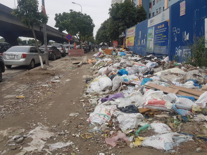 Người dân bức xúc về tình trạng này vẫn chưa được giải quyết triệt để.