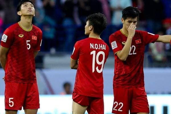 Lói chơi chặt chẽ và tính kỷ luật của ĐTVN sẽ nuôi hi vọng đi tiếp.