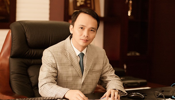 vo ong trinh van quyet vua rut von xong co phieu ros giam 10 phien lien tiep