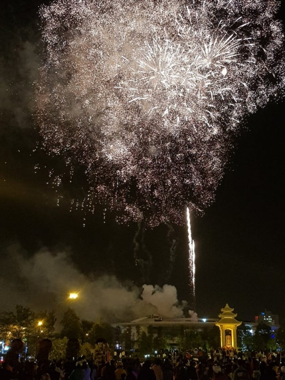 Ghi nhận của phóng viên Bắc Giang là địa phương bắn pháo hoa sớm nhất cả nước.