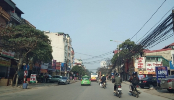 Hà Nội có nắng nhẹ, thuận lợi cho người dân du xuân