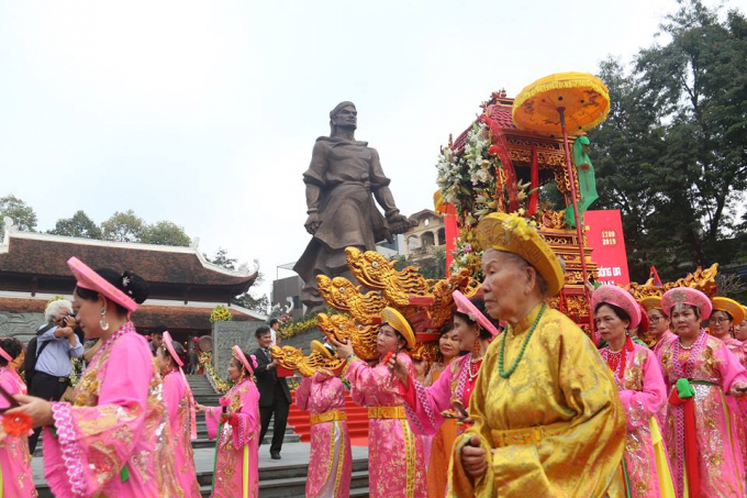 Người dân Thủ đô, du khách náo nức về tham dự Lễ kỷ niệm 230 năm Chiến thắng Ngọc Hồi - Đống Đa dịp đầu xuân mới