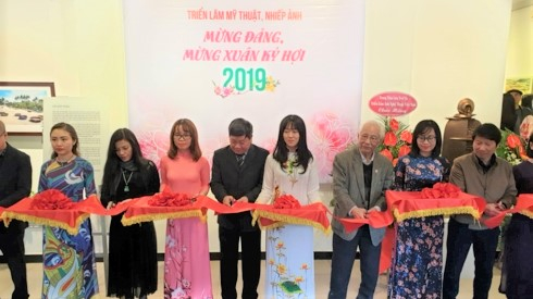 Khai mạc triển lãm “Mỹ thuật, Nhiếp ảnh mừng Đảng, mừng Xuân 2019“ tại Hà Nội