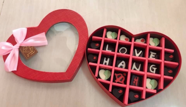 hoa hong socola tang gia manh trong ngay le tinh nhan 142