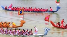 soi dong le hoi boi chai thuyen rong ha noi mo rong 2019