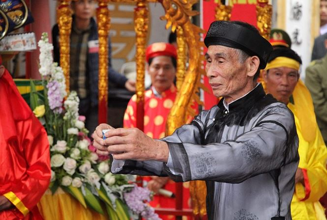 Hình ảnh tại lễ hội Minh Thề