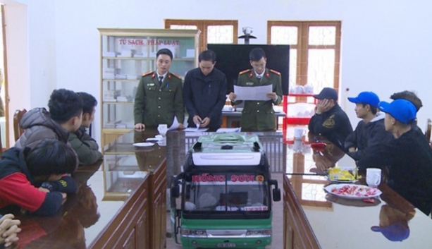 thanh hoa ngan chan 17 cong dan o hau loc sang trung quoc lao dong trai phep