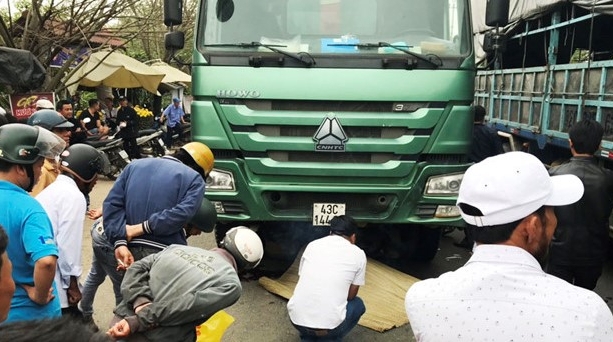 da nang chien si cong an nghia vu bi xe tai can tu vong