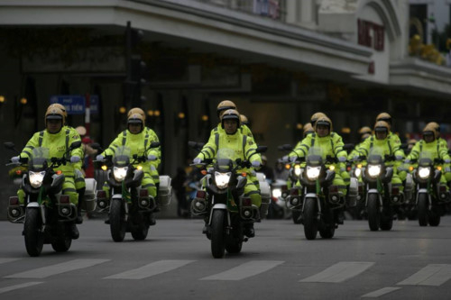 CSGT đã ứng trực 100% quân số đón dẫn từ sân bay Nội Bài về Trung tâm Hà Nội. “Dự kiến 20h tối ngày mai 26/2 Đoàn Tổng thống Mỹ Donald Trump sẽ về tới Sân bay Nội Bài- Hà Nội.