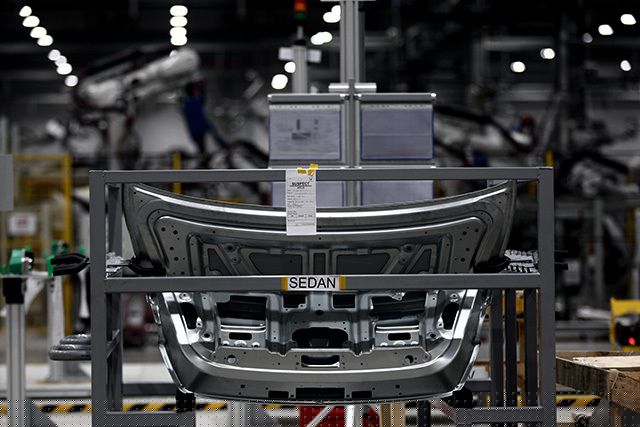 “Đột nhập” nhà máy VinFast trước ngày chạy thử - 21