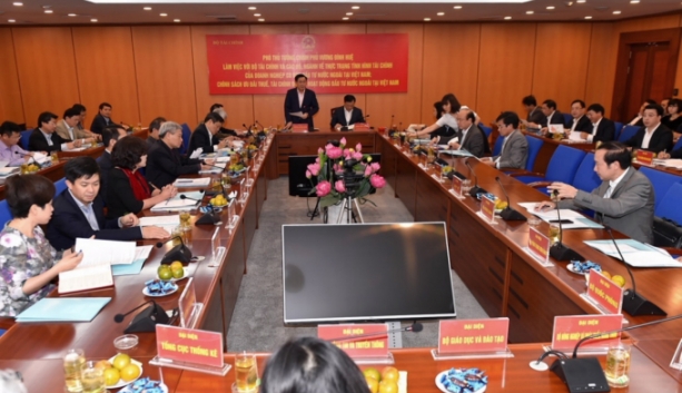 co tinh trang doanh nghiep ngoai von mong tay khong bat giac