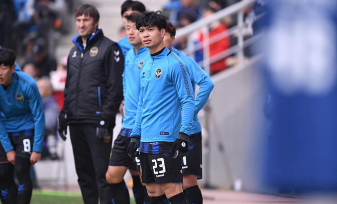 Công Phượng lập hat-trick cho Incheon United