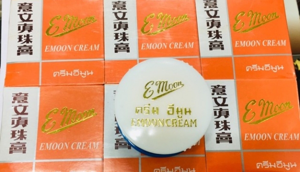 dinh chi luu hanh lo san pham kem duong trang da e moon