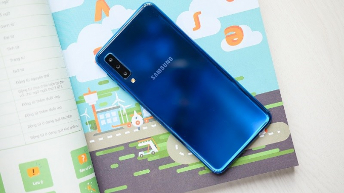 Samsung Galaxy A50 hứa hẹn sẽ là dòng smartphone được yêu thích nhất ở phân khúc tầm trung của Samsung.