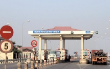 kiem tra giam sat viec thu phi tai 11 tram bot