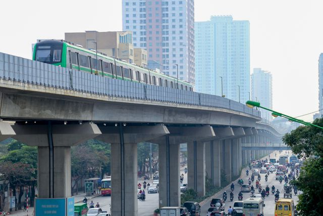 Lãnh đạo Sở GTVT Hà Nội cho biết, trên tuyến đường Nguyễn Trãi, người dân có thể sử dụng đường sắt đô thị Cát Linh - Hà Đông làm phương tiện thay thế.