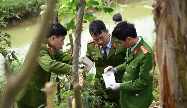 doi tuong cai min o thu cuc khai gi tai co quan cong an