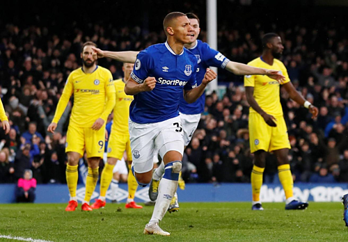 Richarlison nối dài thành tích ghi bàn ấn tượng ở Everton. Ảnh: Reuters.