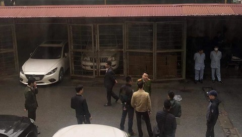 Phát hiện thi thể người đàn ông tại nhà xe Bệnh viện Bệnh nhiệt đới Trung ương