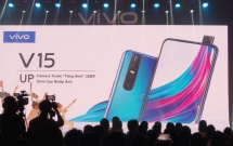 ra mat vivo v15 camera tang hinh gia 79 trieu dong