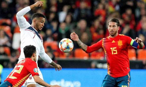 Tiền đạo Na Uy khen Sergio Ramos đá đẹp
