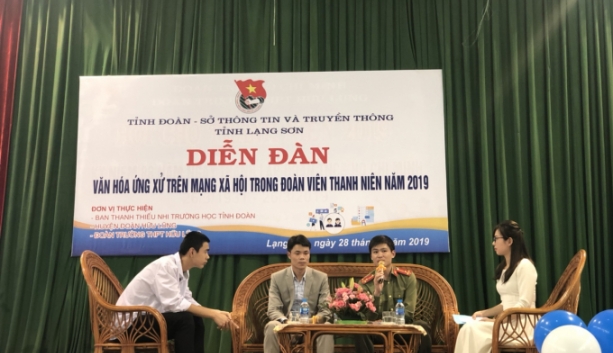 dien dan van hoa ung xu tren mang xa hoi nam 2019