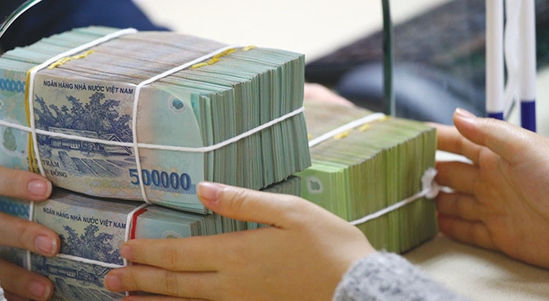 ngan sach nha nuoc chi tra no lai xap xi 370 ty dong moi ngay