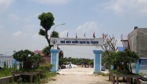 hung yen lum xum cau chuyen cong ty huy phat thu tien dong ho nuoc van chua cham dut