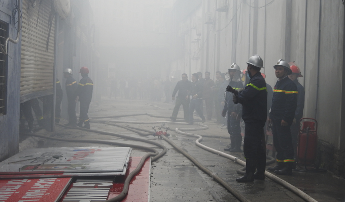 Video: Hiện trường vụ cháy gần Liên đoàn bóng đá Việt Nam