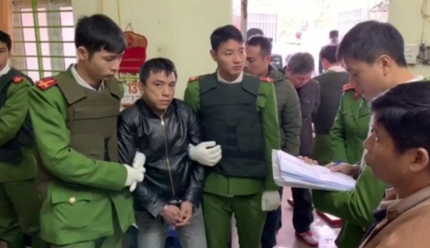 hung yen bat ke cam dau nhiem hiv va dong bon trong duong day ma tuy khung