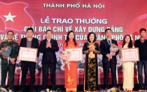 76 tac pham nhan giai thuong bao chi ve xay dung dang va phat trien van hoa cua tp ha noi