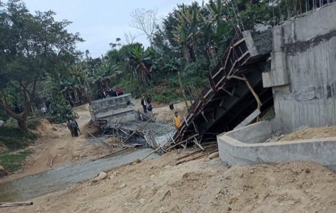 Yên Bái: Cây cầu từ thiện dân sinh Gốc Nụ đang thi công thì bị gãy