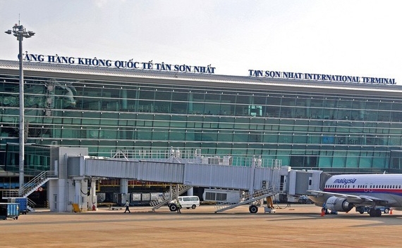 chuan bi tang gia giu xe tai san bay tan son nhat