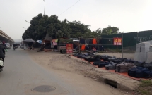 ha noi duong nguyen xien dang bi chiem dung